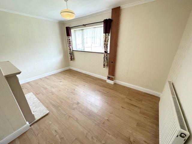 Sitting/Dining Room