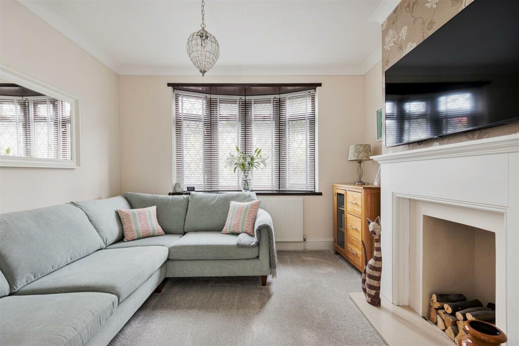 Penrhyn, E17