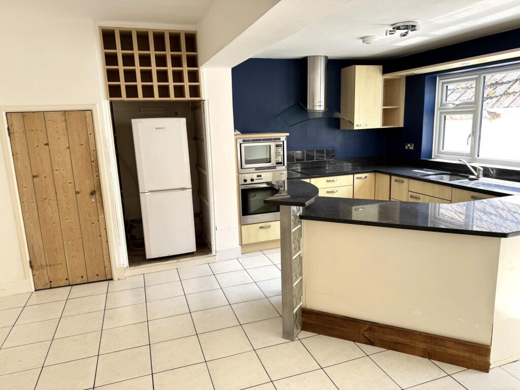 Kitchen (1)
