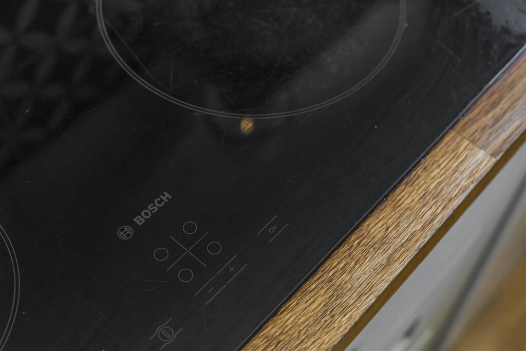 Induction hob