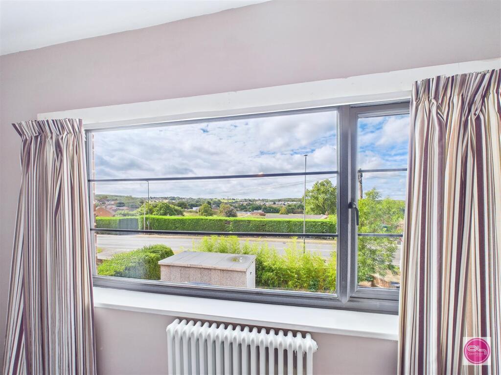 Burton Road, Castle Gresley (27).jpg