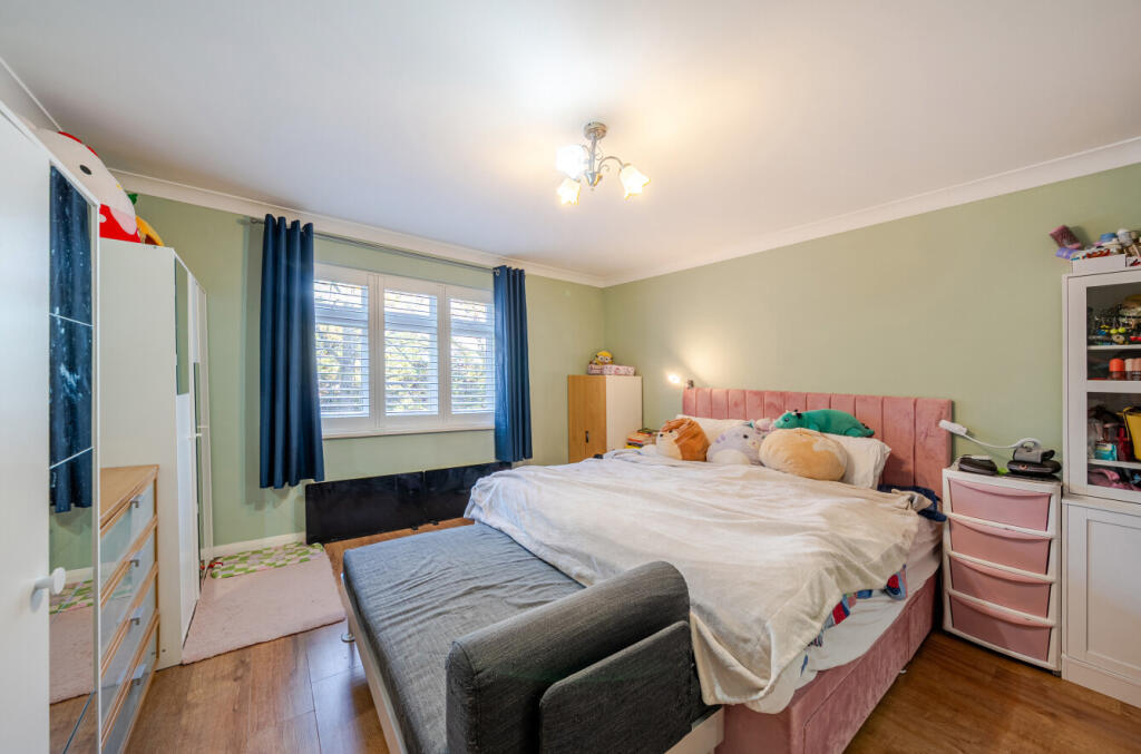 1376959-1-69203ba...