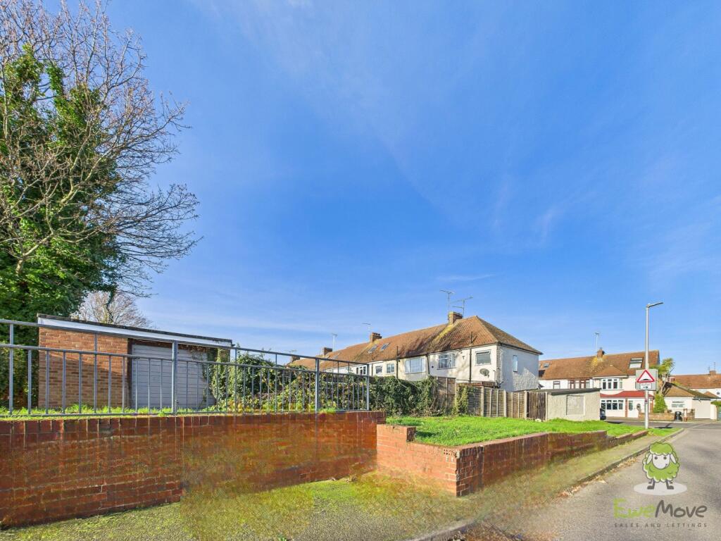 CAM01543G0-PR0164-STILL007