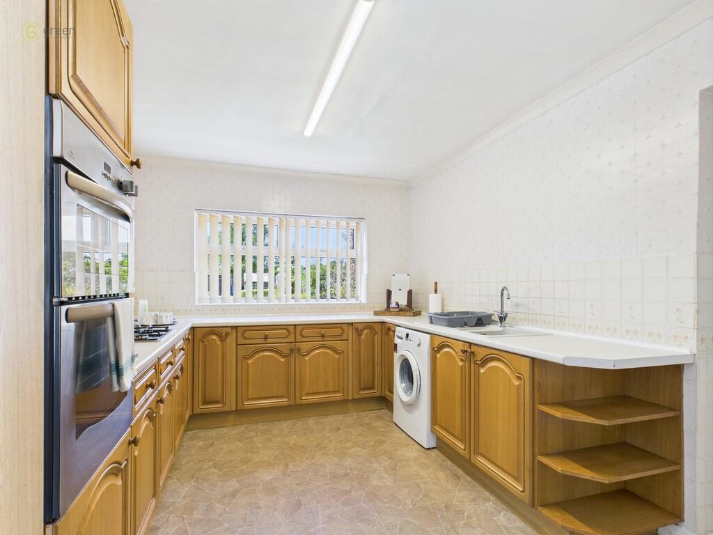 CAM03830G0-PR0174...