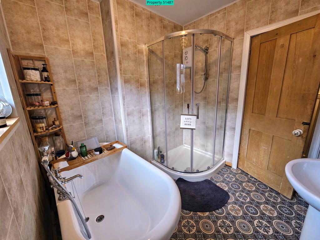 Large Family Bathroom
