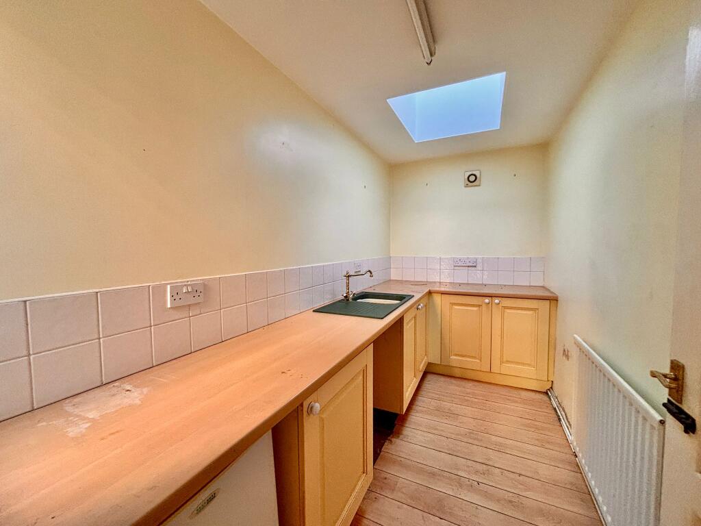 PHOTO-2025-10-29-10-31-16  1  T202510291417.jpg