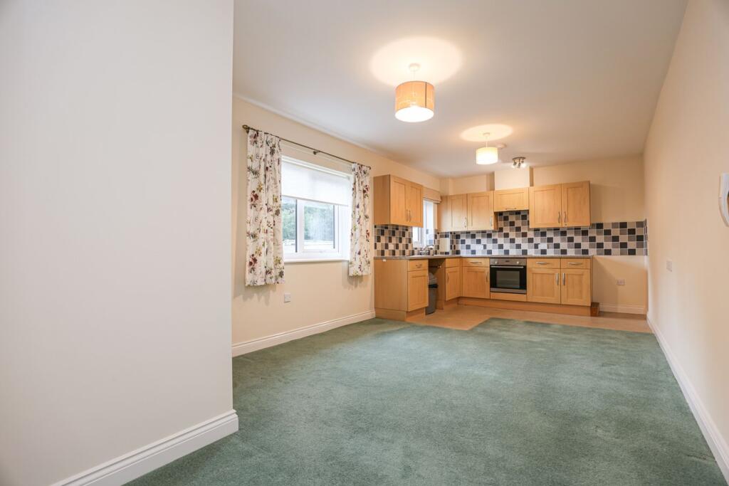 Lounge/Dining/Kitchen