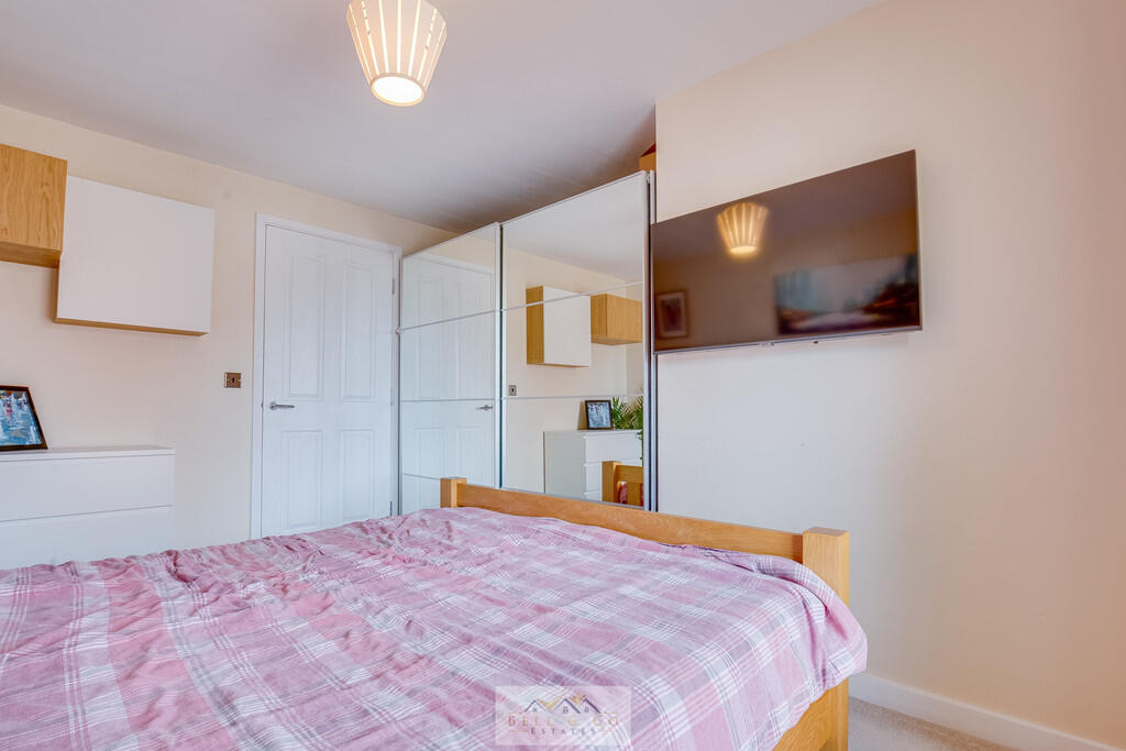Bedroom 1.4