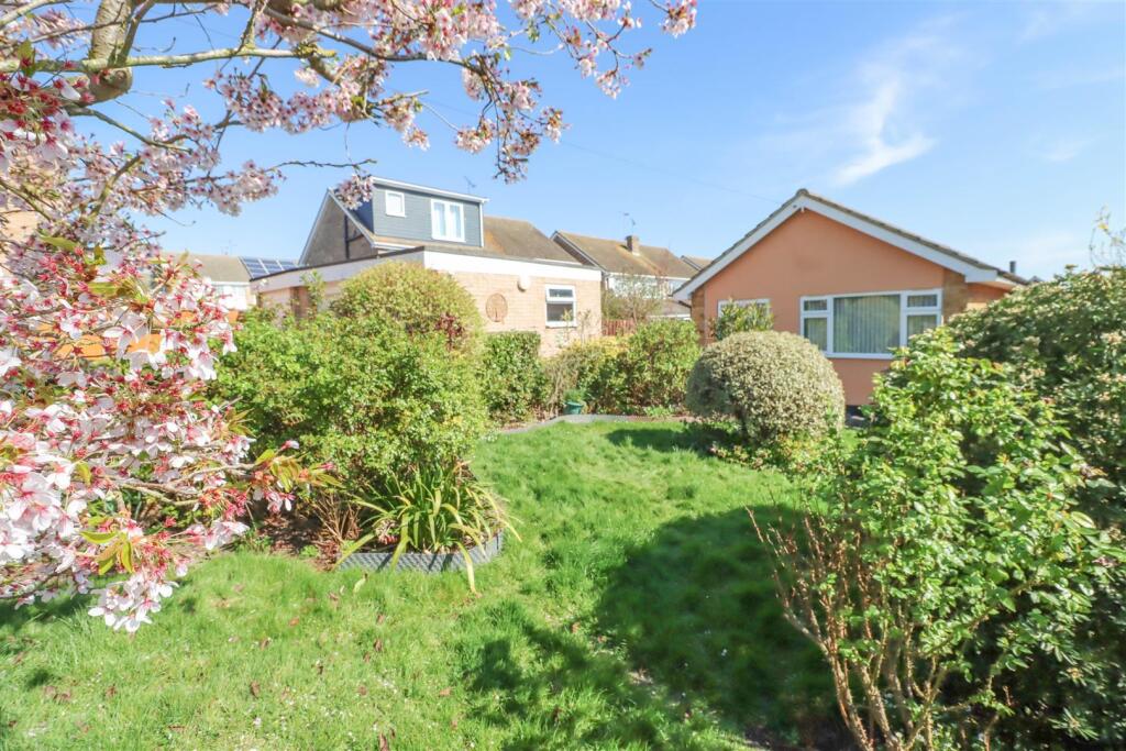 5 ALMA CLOSE FRONT-2.jpg