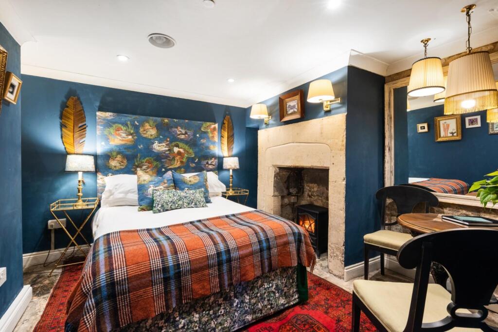 11a Claverton Buildings, Bath, BA2 4lD-3.jpg