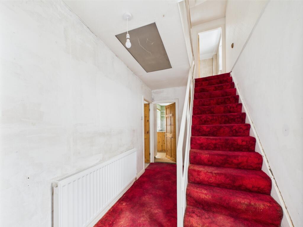 CAM02195G0-PR0073-STILL002