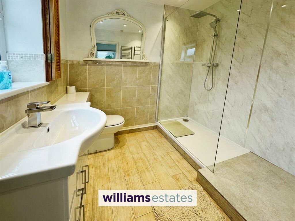 Ensuite Shower Room