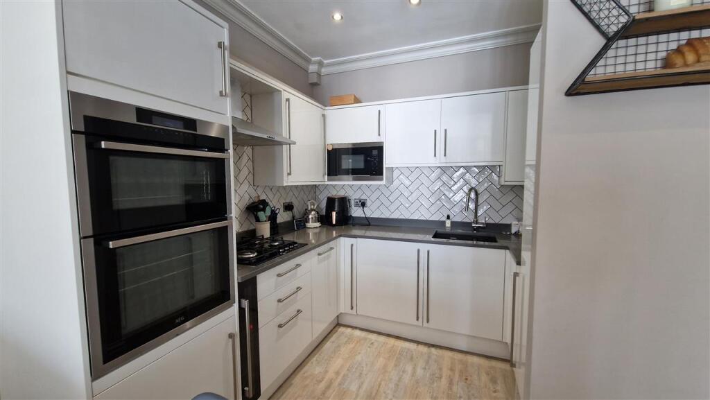 Kitchen area