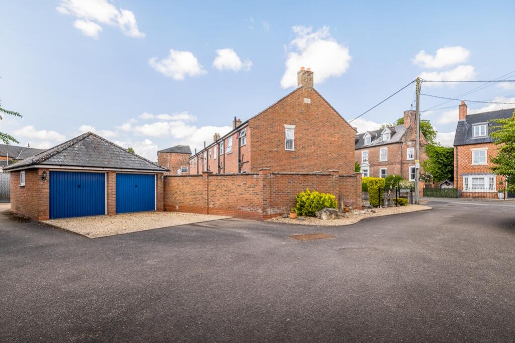 1 Barnsdales Mews (Donington)-7