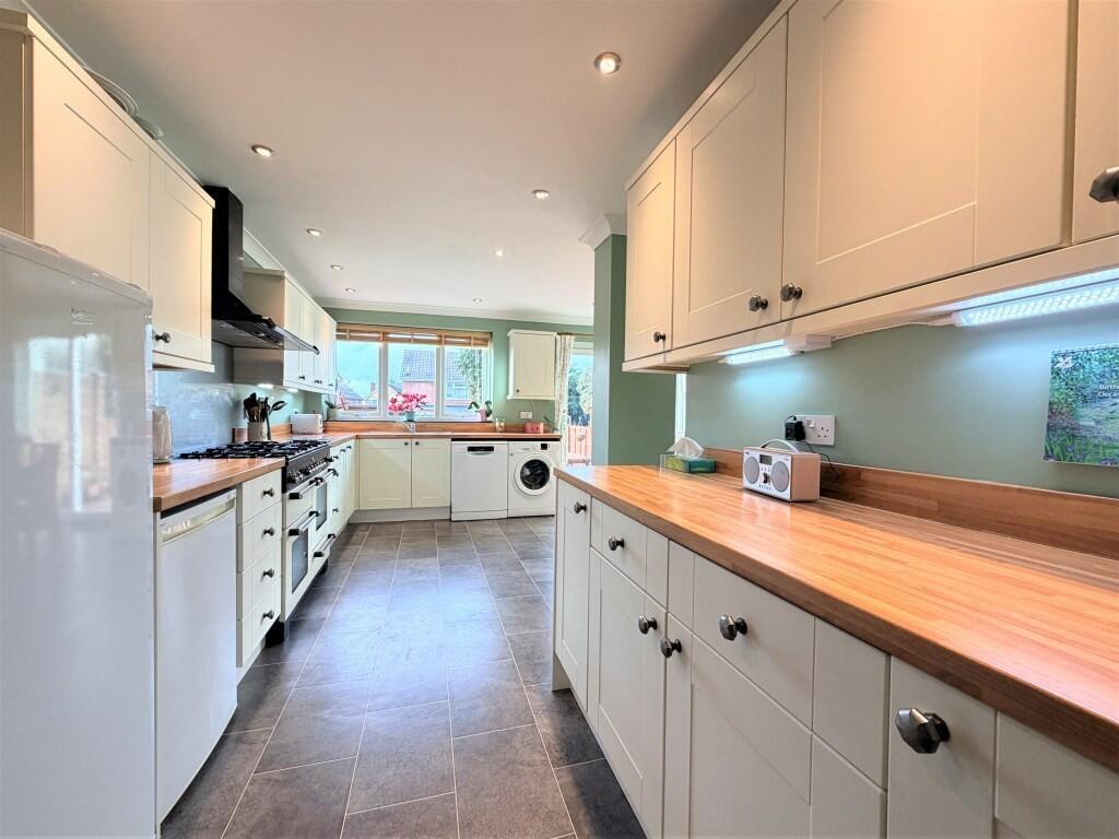 KITCHEN AND DININ...