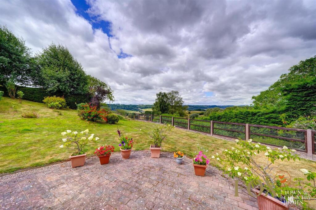 Valley Views (13).jpg