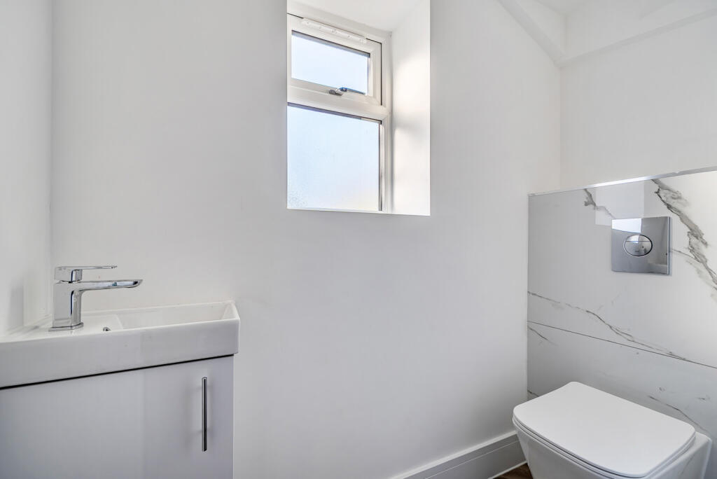 1358821-13-68e3e7...