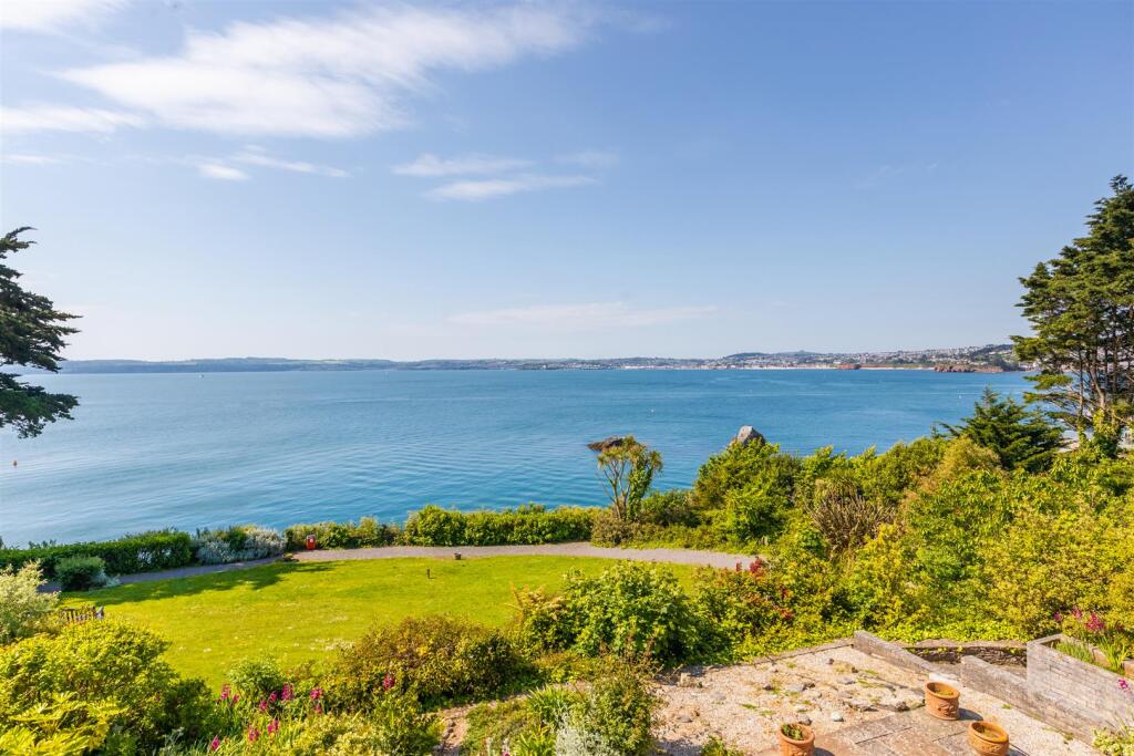 A08 - A Imperial Court, Flat D, Torquay - 250514.j