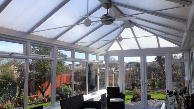 4 Forrester Grove conserventory