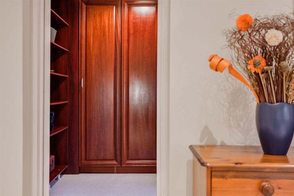 GREEN LANE, 51  (4).jpg