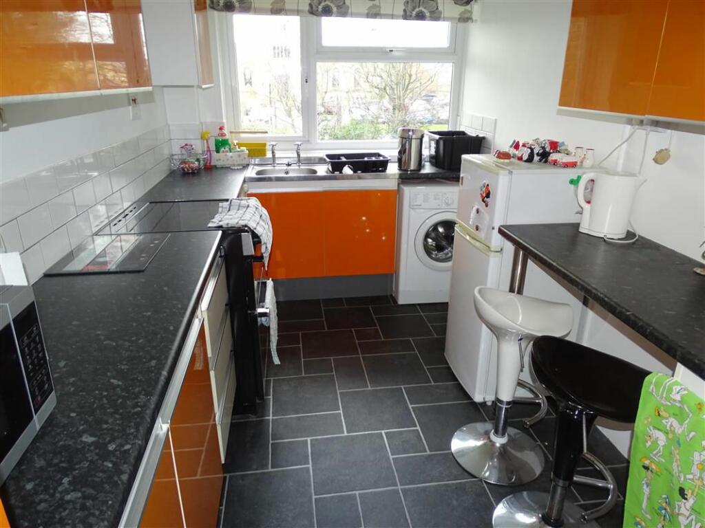 Kitchen Breakfast Room B