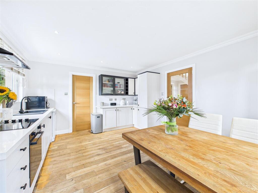 Kitchen &amp; Dining Area