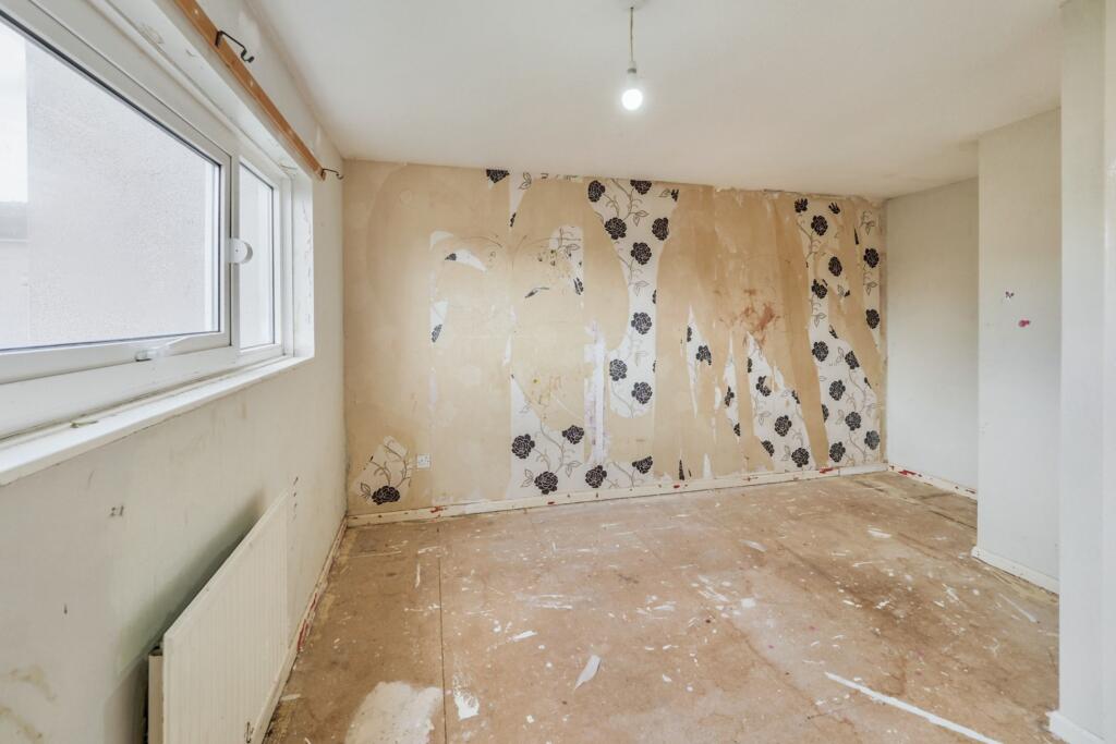 23 Redruth Drive, Mansfield, Nottinghamshire, NG18 4QB