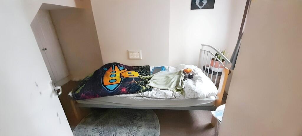 a87a6c38-WhatsApp...