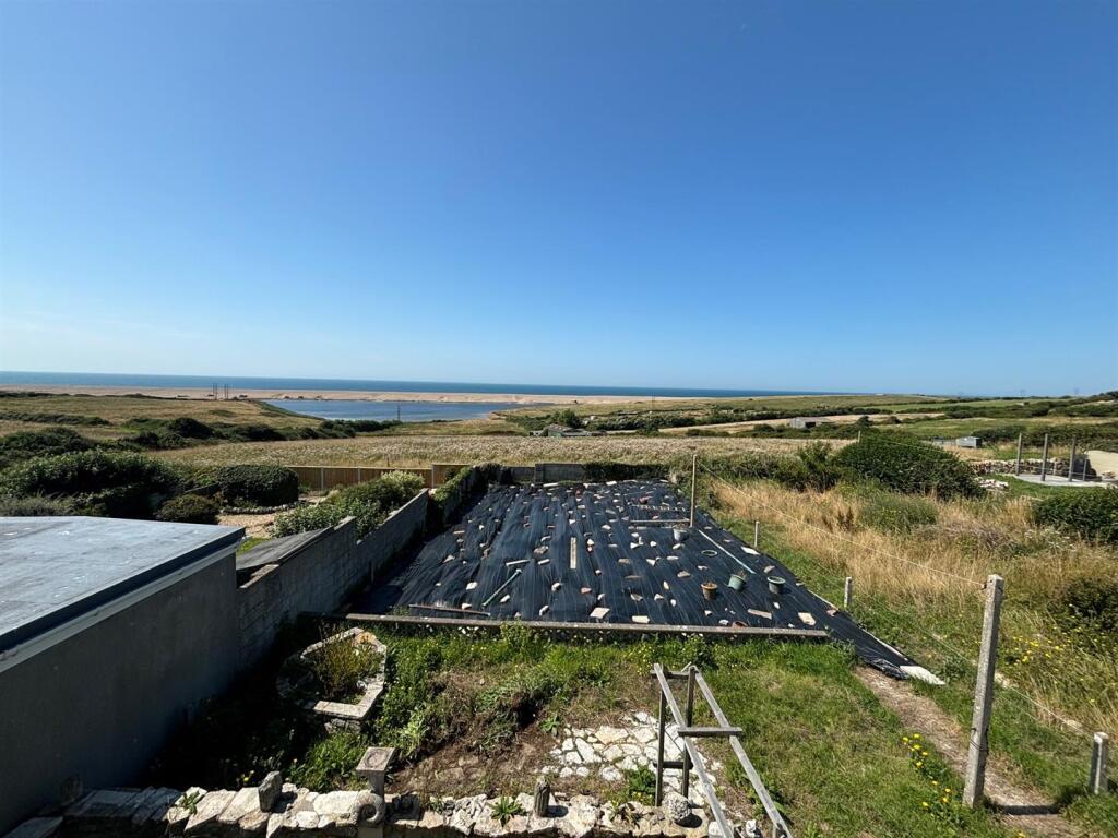 Rear Garden 3.jpg