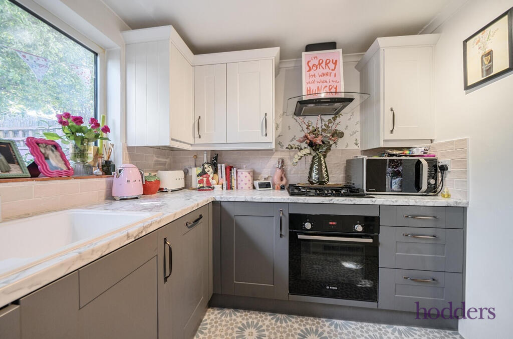 499850f0-aea2-4f1...