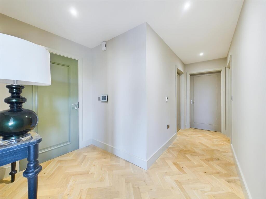 Show Apartment - Hallway.jpg