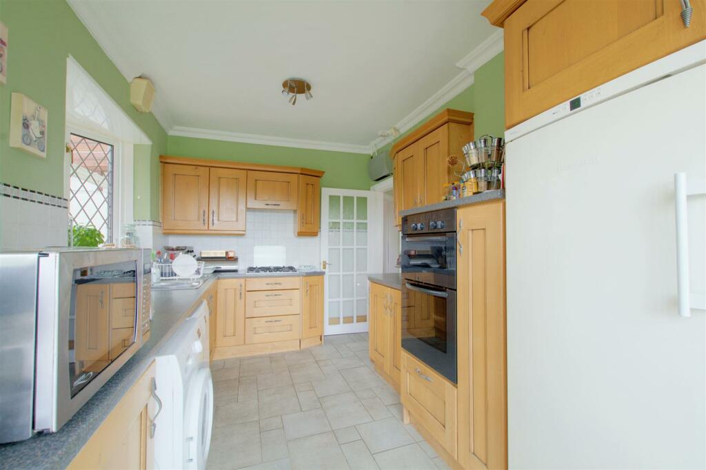 DSC_3373kitchen.jpeg