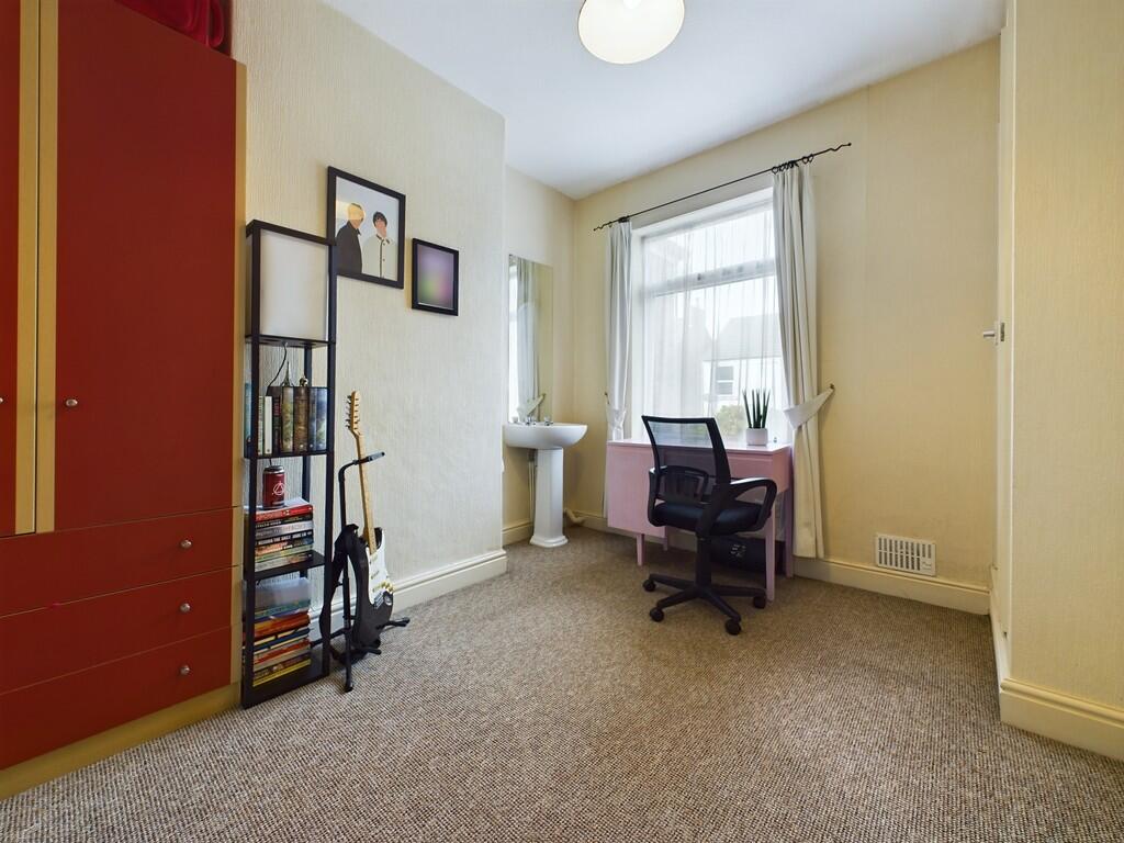 CAM04273G0-PR0086...