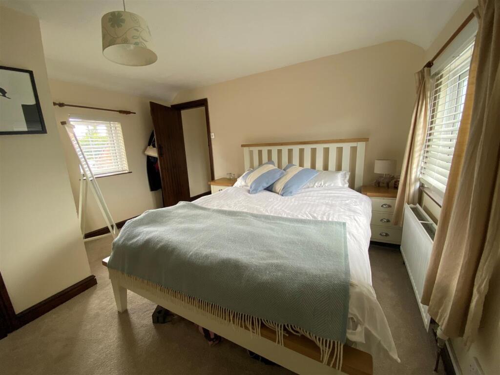 Bedroom 2.4.jpg