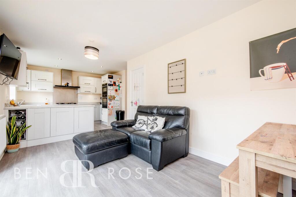 Kitchen/Diner/Family Room