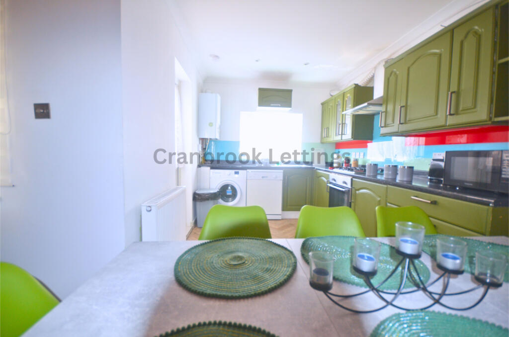 Pershore Close, IG2 6RR