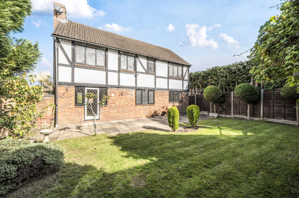 1359349-7-68d3c82...