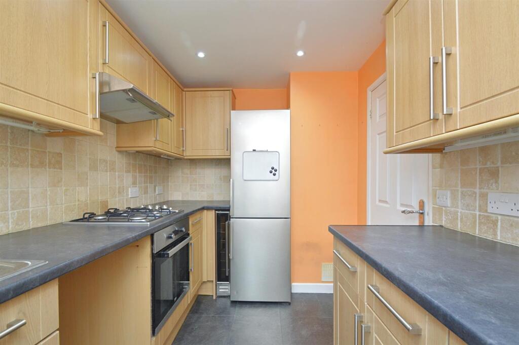 resizedKitchen.jpg