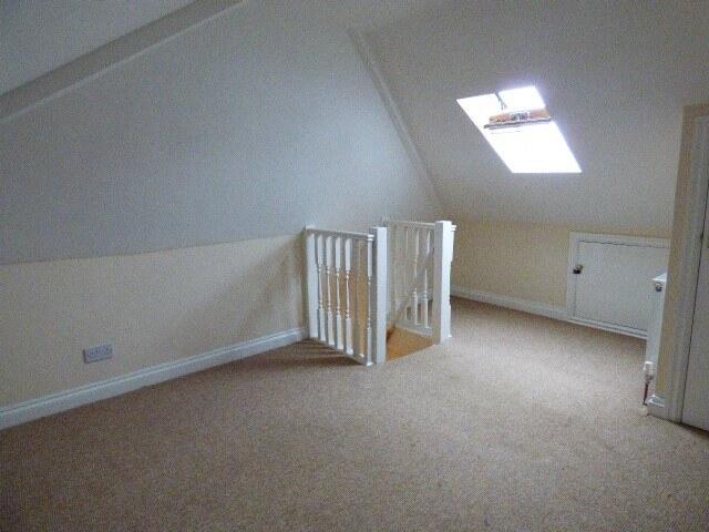 LOFT ROOM
