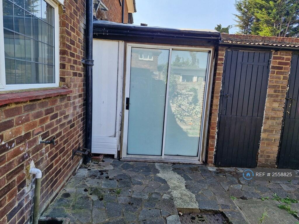 Shed And Back Entrance 