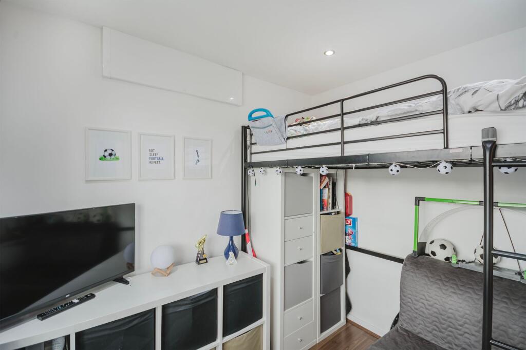 Home office / Bedroom Four