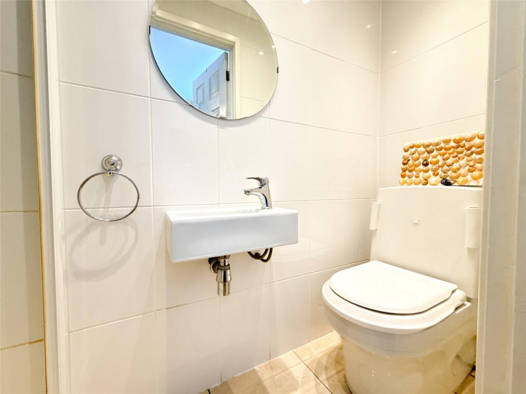 Second Ensuite