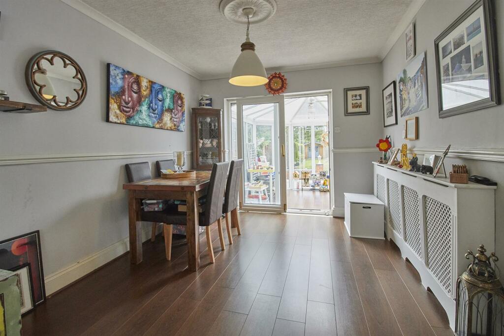 Dining Area to Rear