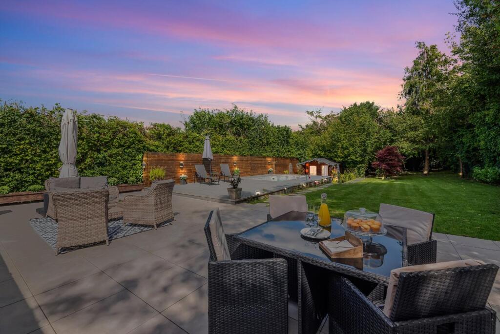 DOWNS WAY, (18)-TWILIGHT.jpg