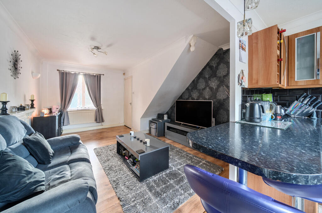 1365077-19-68f763...