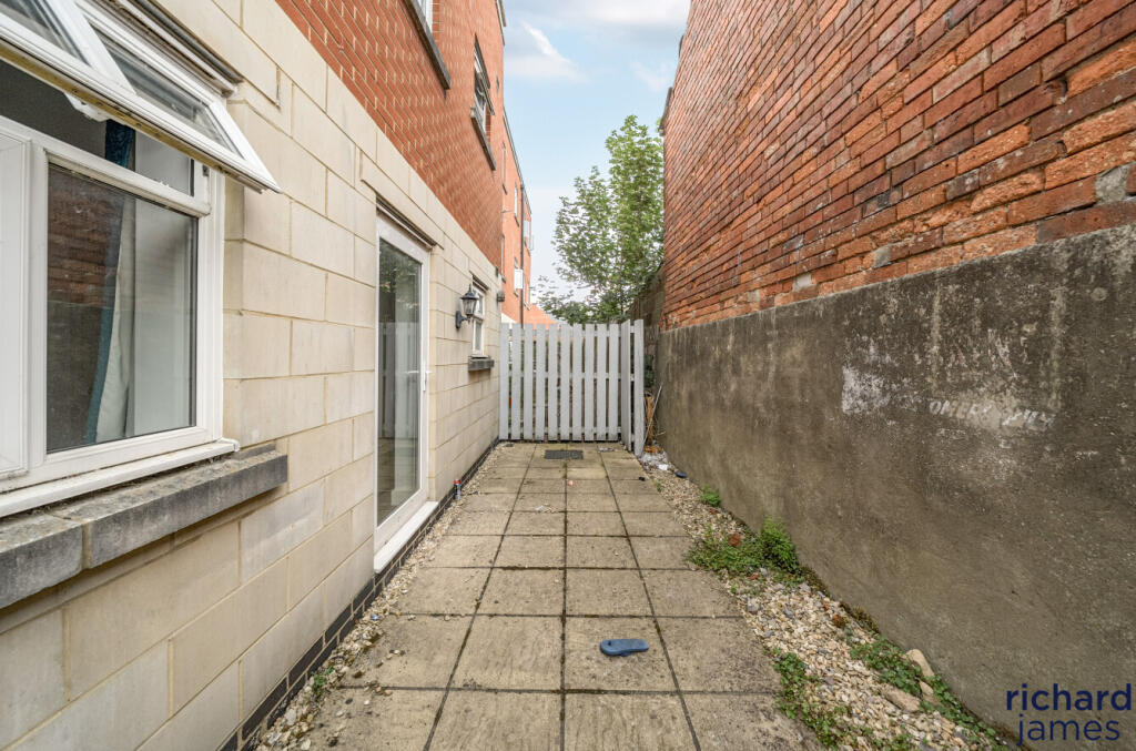 437a62e3926a464e8f1c2ec4dd072275