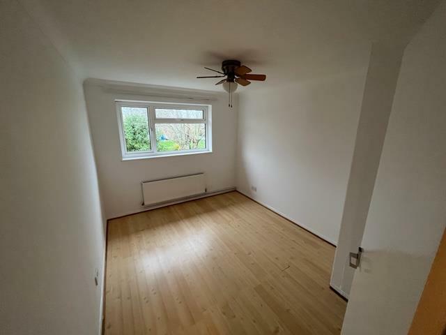 38b Cockerell bedroom.jpg