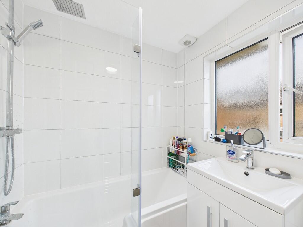 CAM01835G0-PR0336...