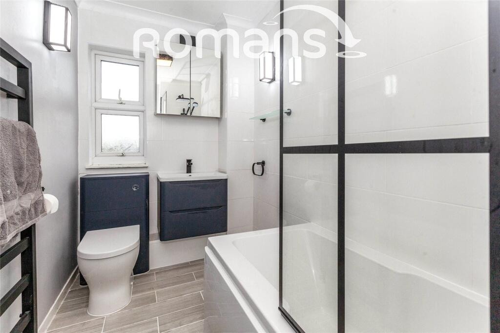 63 duke st bathroom