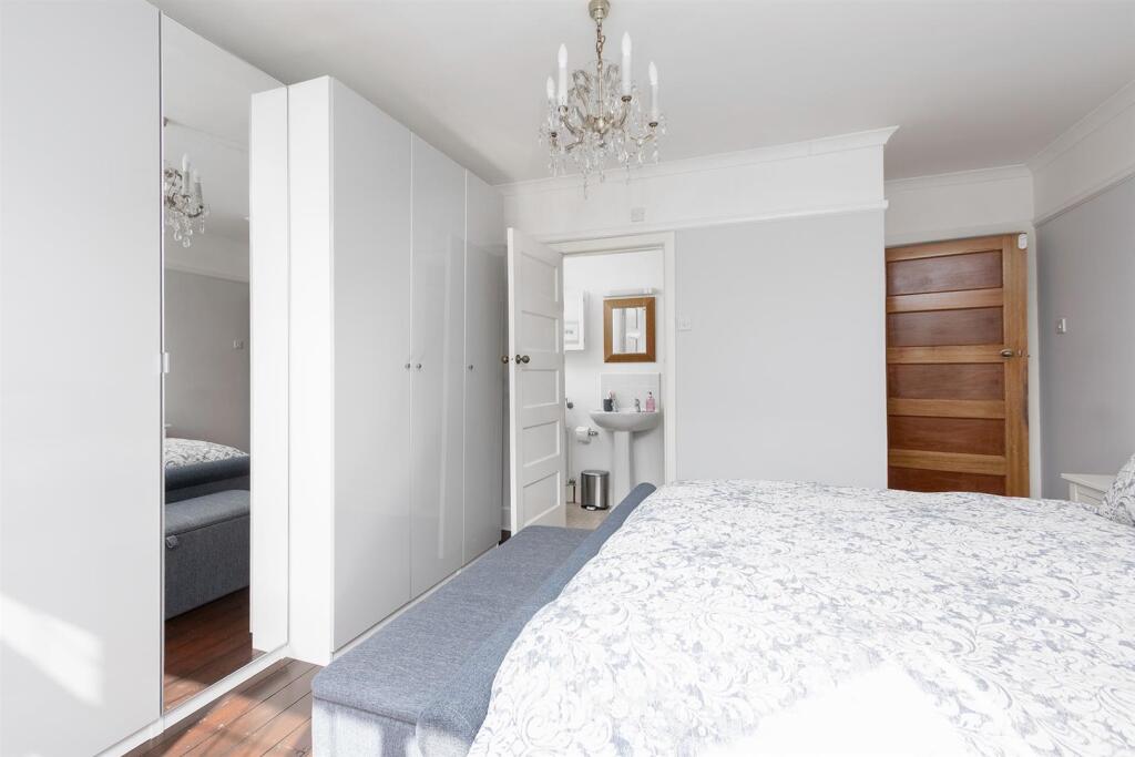 Bilton Road, Rugby (4).jpg